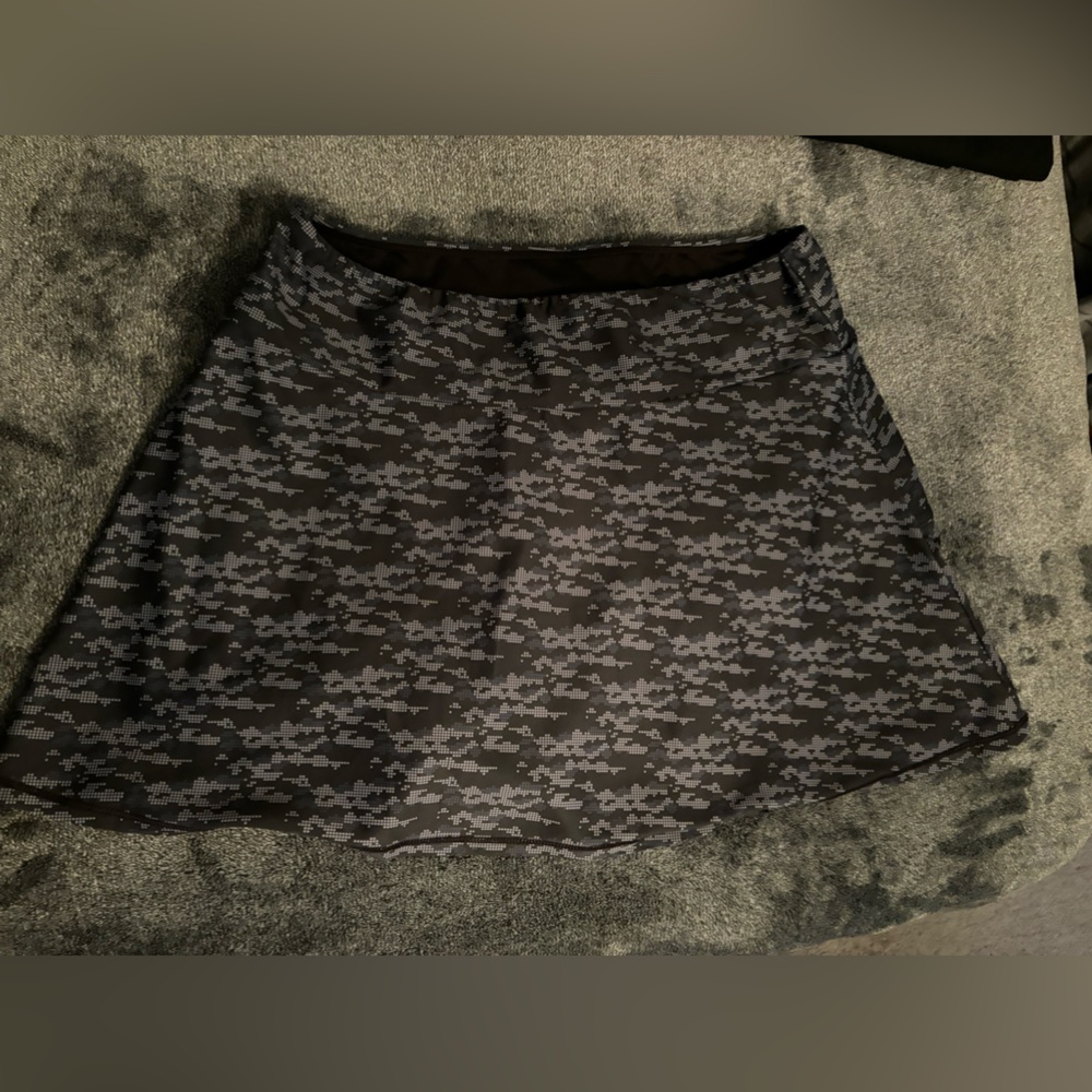 Queen of the court tennis/golf skirt  SZ. L